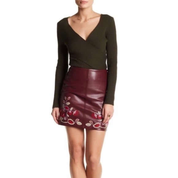 Romeo & Juliet Couture Dresses & Skirts - RJC | EMBROIDERED FAUX LEATHER MINI SKIRT | M